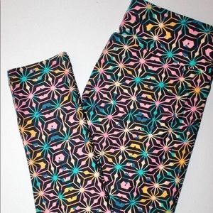 LulaRoe Leggings OS